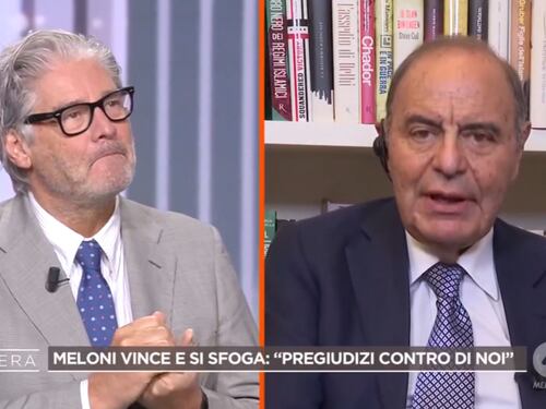 Vespa asfalta Landini: democrazia a rischio? "Abituiamoci anche a perdere..."