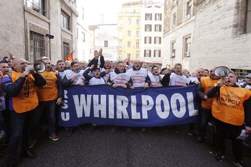 Whirlpool va via da Napoli. Addio dal 31 ottobre