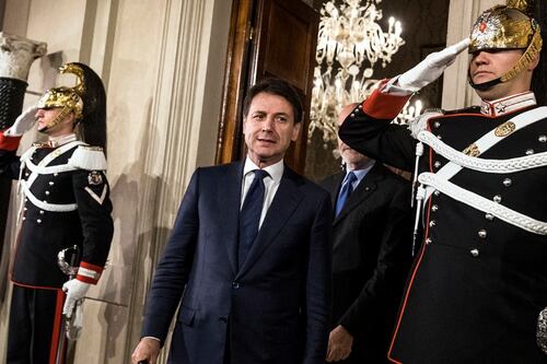 Cari ministri ora andate a lavorare