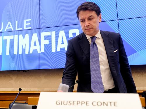 Conte va all'attacco di Colosimo e difende gli "intoccabili" ex pm