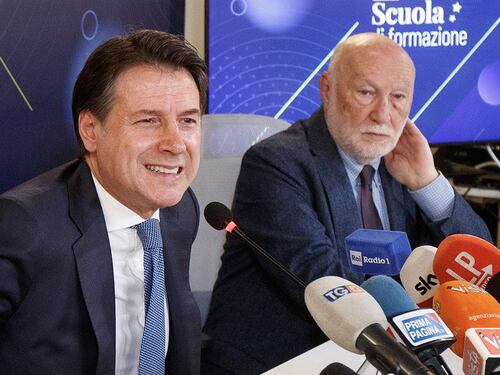 M5s, Domenico De Masi rompe il silenzio: non ho tradito Grillo. Le pressioni di Draghi? "Tutti sapevano"
