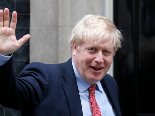 Boris Johnson papà per la quinta volta. Carrie Symonds partorirà in estate