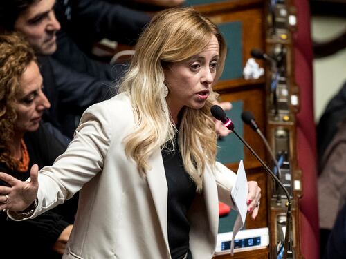 Meloni: "Chi tortura davvero le nostre forze dell’ordine"