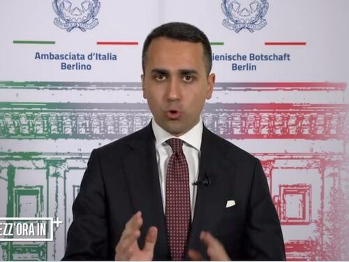Il discorso di Di Maio su Ucraina e Finlandia a Mezz'ora in Più. La frase della Annunziata spiazza il ministro e diventa un caso