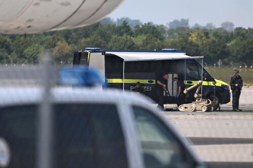 Germania, rinvenuto drone inesploso all'aeroporto di Lipsia. Era vicino a un cargo ucraino