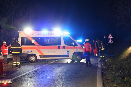 Trevigiano, strage di giovani: l'auto sbanda e muoiono quattro ragazzi