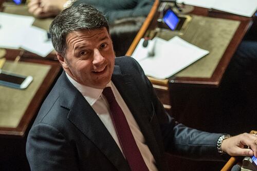 Matteo Renzi, siluro al Pd: a rimorchio dei grillini. E il governo balla