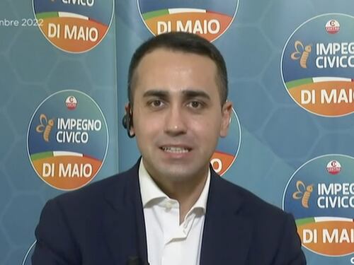 Di Maio messo davanti ai sondaggi di Conte (e ai suoi). Gelo a Omnibus