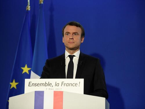 Covid, Francia molto peggio dell'Italia: il doppio dei contagi e dei morti