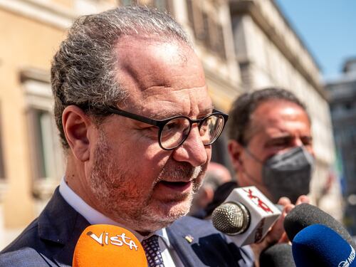 Giorgio Mulè asfalta Enrico Letta: “Ha passato il segno. È disperato, rispetti la democrazia”
