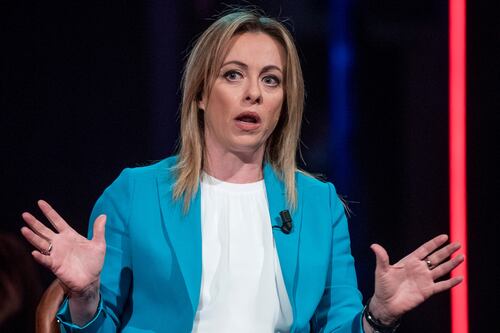 Test antidroga a Salvini e Meloni. Cosa dice il viceministro Buffagni