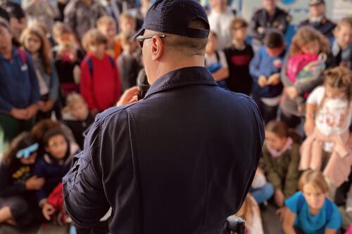 Una giornata in aeroporto con la Polizia di Stato, evento Adr con gli studente