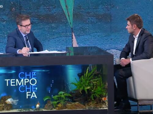 Di Battista da Fazio: "Dopo le Europee riparto per l'India"