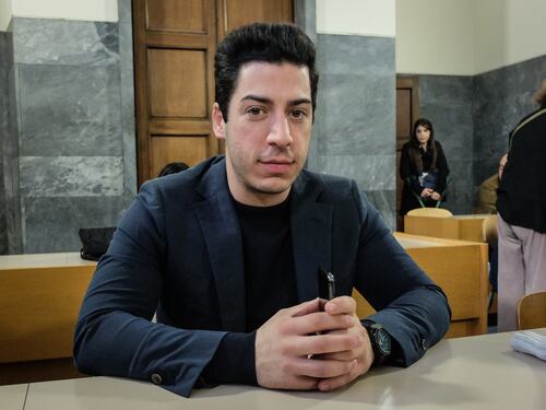 Renzo Bossi smentisce e querela Repubblica: “Mai preso il reddito di cittadinanza”
