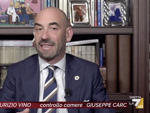 Covid, Bassetti si scaglia contro il terrorismo delle varianti