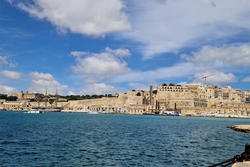 Malta, 15enne italiano detenuto da due mesi. La Farnesina segue gli sviluppi
