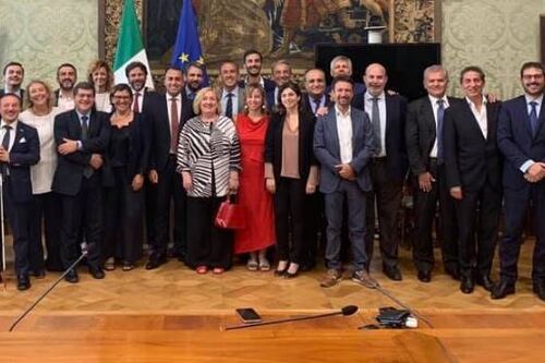 Di Maio detta la linea al governo: "Decisivo sarà il voto su Rousseau"
