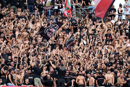 Stadi, stretta del Viminale dopo gli scontri tra ultras: tutte le misure per fermare la violenza