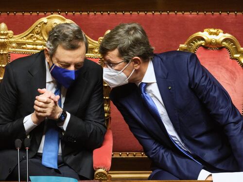 Mario Draghi ci spedisce nella realtà virtuale: il mistero dell’incontro con Mark Zuckerberg