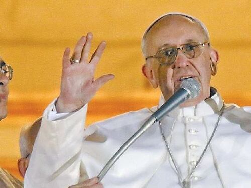 Il Papato di Bergoglio compie cinque anni, luci e ombre di Francesco