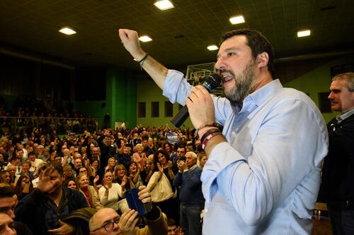 Al-Sarraj dà buca a Conte. Salvini lo umilia così. Dilettanti allo sbaraglio