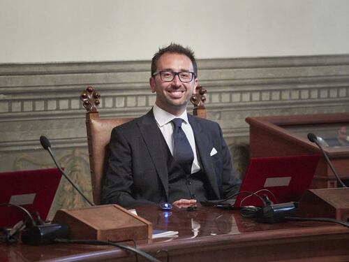 Ok del Cdm al ddl anti-corruzioneC'è il daspo "perpetuo" per i corrotti