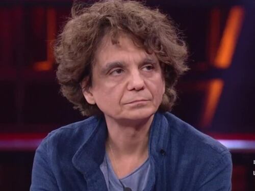 Non è L'Arena, "no alle armi, i russi ce l'hanno con gli americani". Il politologo Sandro Teti fa sbottare Gasparri e Giletti