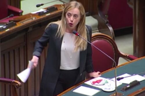 Italiani in prigione e mafiosi liberi. Giorgia Meloni smaschera gli abusi di Conte