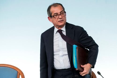 Tria ha i giorni contati