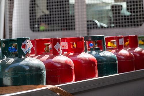 Guerra in Ucraina e crisi del gas, la situazione è disastrosa: "Ora usiamo più carbone"