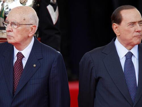 Napolitano e Berlusconi, quello del 2011 fu un vero golpe. Perché Casini sbaglia