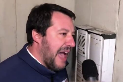 Il tunisino del citofono vuole fare causa a Matteo Salvini