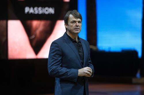 Il nuovo ad Fiat Chrysler è Mike Manley. Alla Ferrari John Elkann e Camilleri