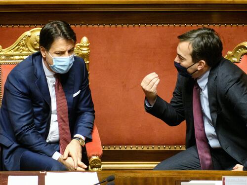 Verifica o rimpasto, Conte le prova tutte pur di non tornare a votare