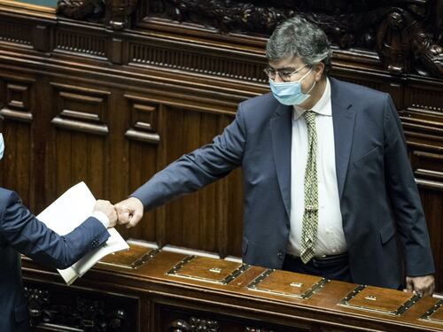 Pur di evitare il voto sono pronti a tutto. Cosa dice Fiano su Renzi a L'aria che tira