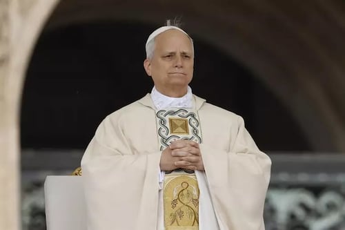 Iran, Pezeshkian scrive al Papa. E l'Italia invia due cacciamine verso Hormuz