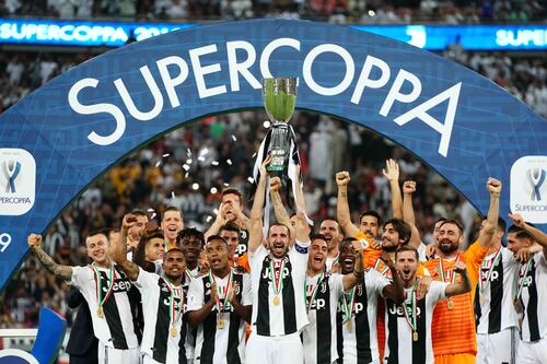 Ronaldo d'Arabia regala la Supercoppa alla Juve