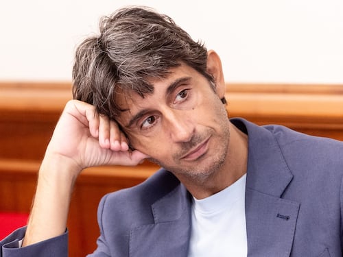 Donzelli: «La sinistra ha paura di scendere in strada e usa solo trabocchetti»