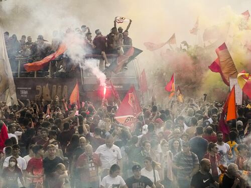 Roma, dal 7 luglio la coppa della Conference League in esposizione allo Stadio Olimpico