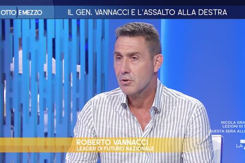 Otto e Mezzo, che lite sull'immigrazione tra Vannacci e Gruber. “A lei piacciono i clandestini”