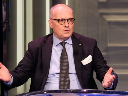 Lockdown generale e scuole chiuse. Walter Ricciardi torna alla carica con Speranza, il governo è già al bivio