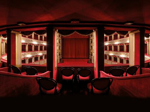Sprechi e malagestione, l'offensiva di FdI: commissariare il Teatro di Roma