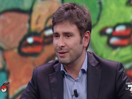 Alessandro Di Battista si infuria e chiede le dimissioni di Mario Draghi: “Comportamento indecente, governo ignobile”