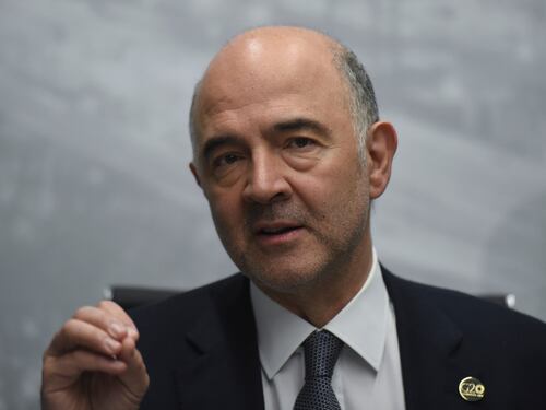 Moscovici sui conti pubblici: "L'Italia è un problema per l'Europa"
