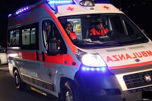 Neonato morto dopo circoncisione in casa. Arrestati madre, nonna e "santone"