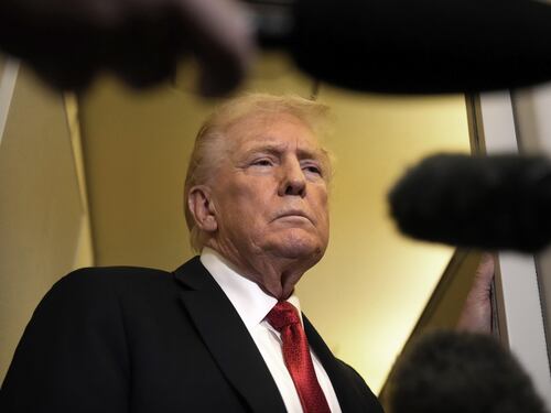 Usa, la richiesta mostruosa di Trump: 230 milioni di dollari di risarcimento al Dipartimento di Giustizia