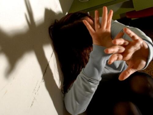 Isernia, segregata per due mesi dal ragazzo conosciuto in chat
