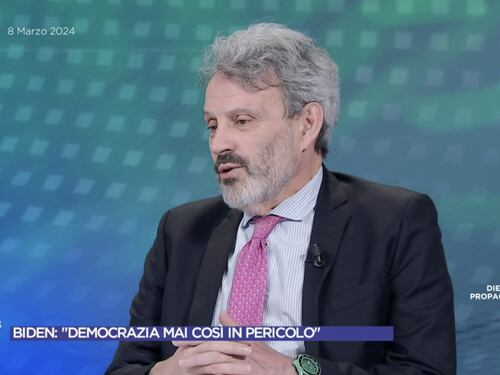 Omnibus, il professor Parsi smaschera Conte: "Che confusione mentale"
