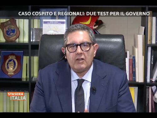 Stasera Italia, Toti difende Delmastro e Donzelli: “Cospito? Processati ma si era già letto tutto”