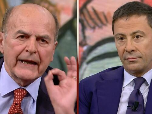Dimartedì, Bocchino fa infuriare Bersani: "Quando tu eri al governo..."